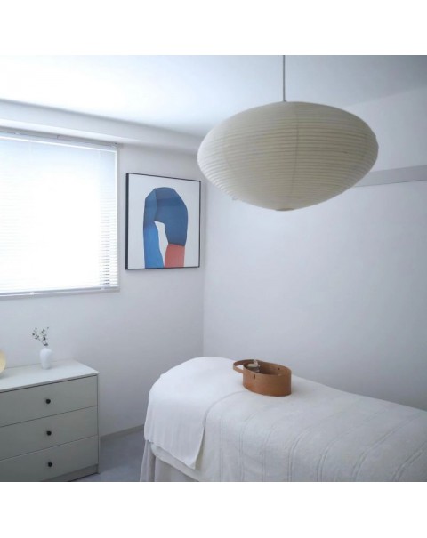 Japanese wabi-sabi style bedroom B&B restaurant coffee clothing store tea room Zen Noguchi Isamu rice paper lamp flying saucer chandelier