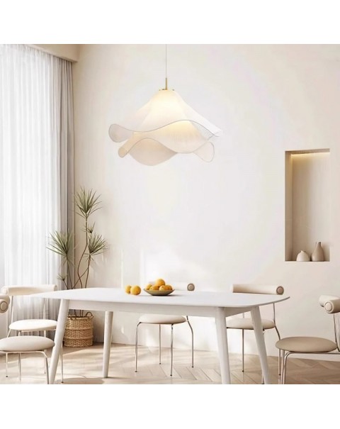 Creative personality simple modern dining room living room bedroom French warm Scandinavian fabric advanced sense of cream wind chandelier