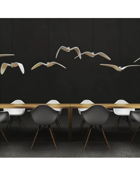 Scandinavian personality restaurant chandelier bedroom bar creative aisle entrance light clothing store LED black and white seagull chandelier