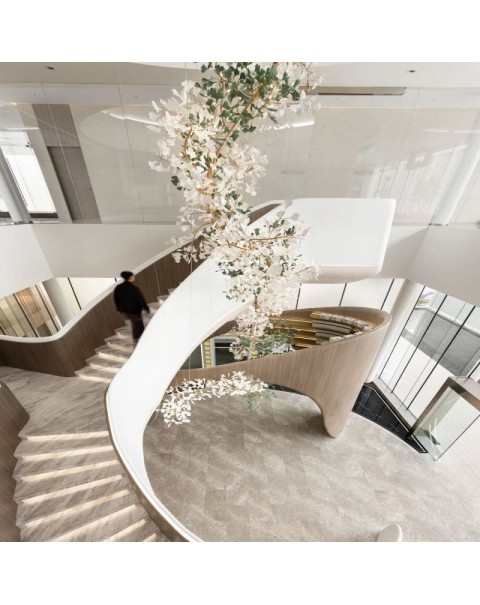 Creative Art Ginkgo Petal Staircase Villa Chandelier