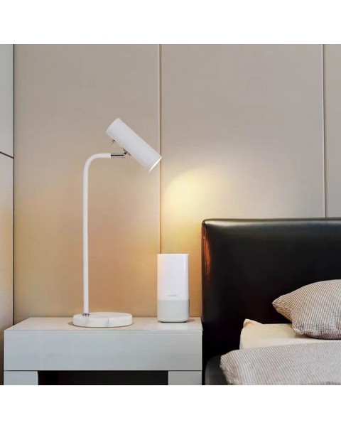 Minimalist modern warm decorative spotlight fixtures light luxury creative Scandinavian bedroom study bedside senior sense table lamps