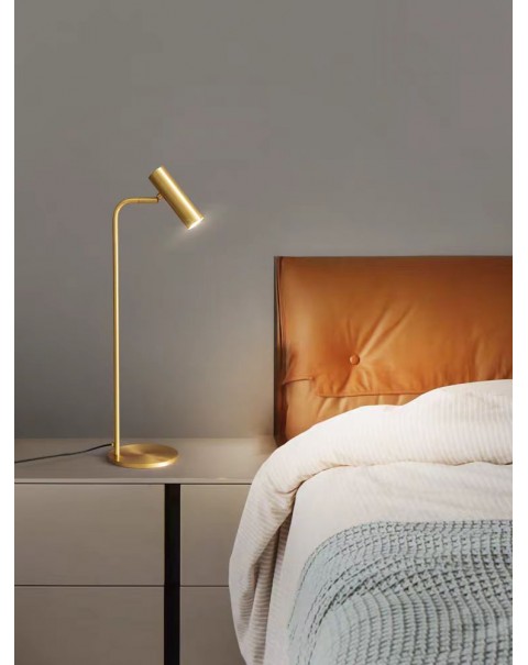 Minimalist modern warm decorative spotlight fixtures light luxury creative Scandinavian bedroom study bedside senior sense table lamps