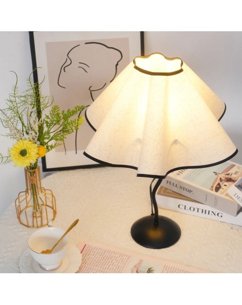 Modern minimalist table lamp bedroom bedside lamp ins creative petals wabi-sabi style B&B model room decoration night light