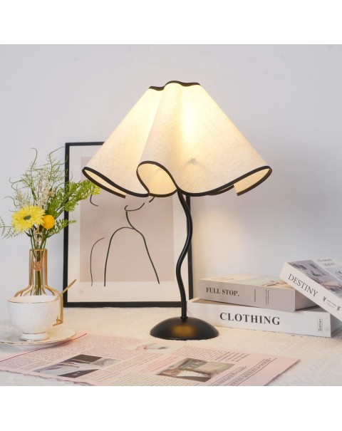 Modern minimalist table lamp bedroom bedside lamp ins creative petals wabi-sabi style B&B model room decoration night light