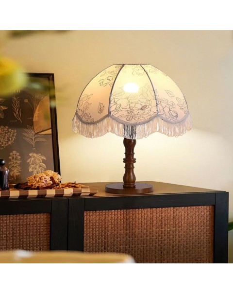 French antique bedroom table lamp American retro floral fabric wood study decorative lamp amazed silence wind bedside lamps and lanterns