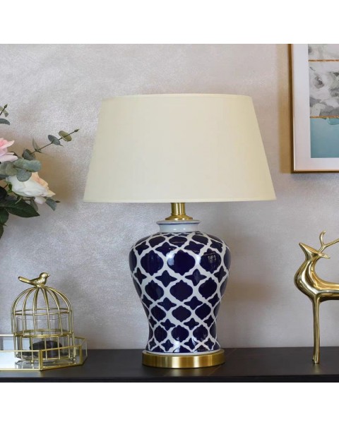 Chinese neoclassical American living room table lamp hand-painted blue ceramic bedroom bedside lamp modern fashion creative decoration