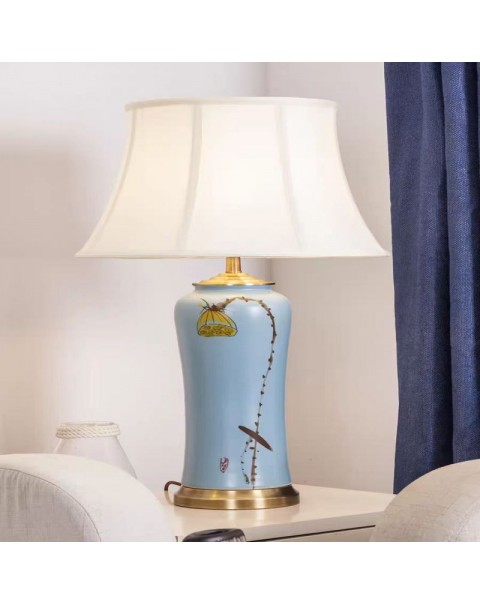 Modern new Chinese high-grade hand-painted ceramic table lamp living room decorative lamp bedroom nightstand table lamp wedding hotel lights