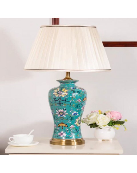 Chinese hand-painted retro copper ceramic table lamp living room decorative lamp study bedroom bedside lamp European creative light decoration